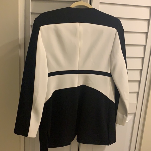 CARLISLE Blazer Jacket - Picture 3 of 3